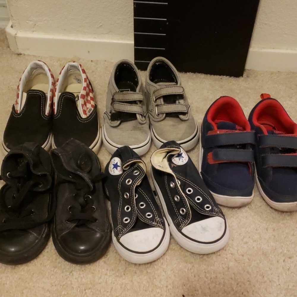 Toddler boys shoe lot 5 pairs